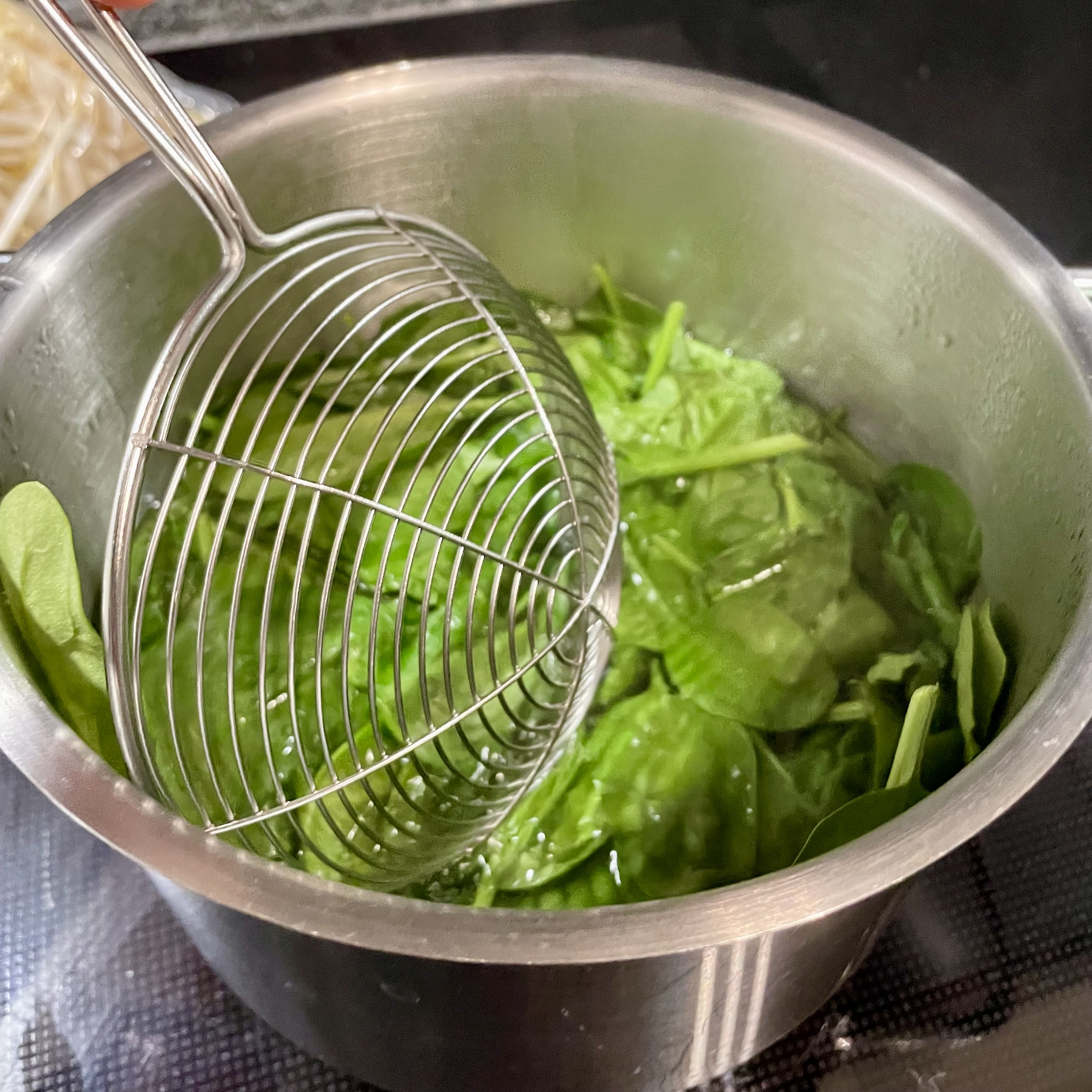 spinach in pot